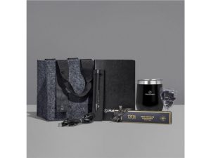 Yatta Class & Charm Hamper